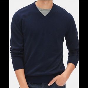 J crew navy blue Men V neck sweater S